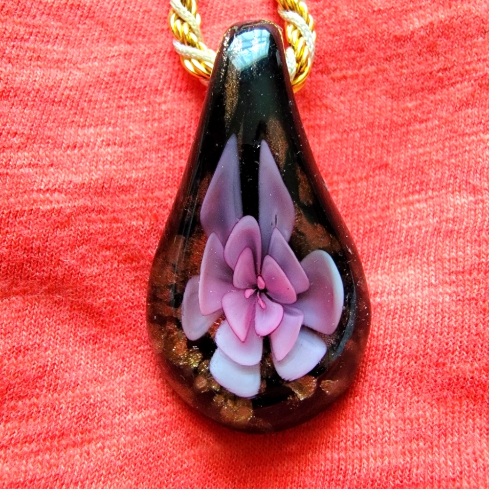 Vintage Trifari Resin Flower Necklace with Braided Chain